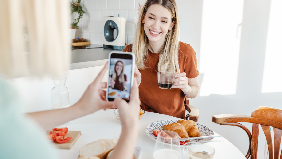 How to Use User-Generated Video Content to Boost Your E-commerce Sales 